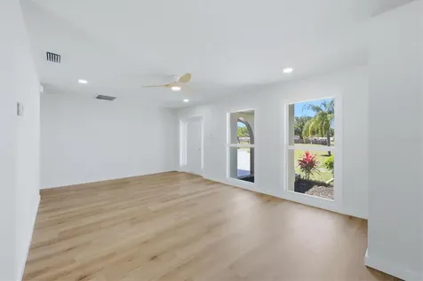 5251 Bunyan Street Sarasota FL 34232