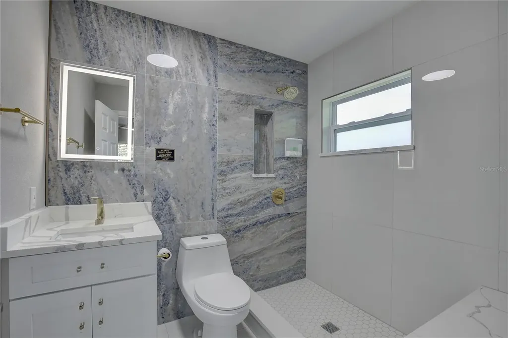 912 S Highland Avenue Clearwater FL 33756