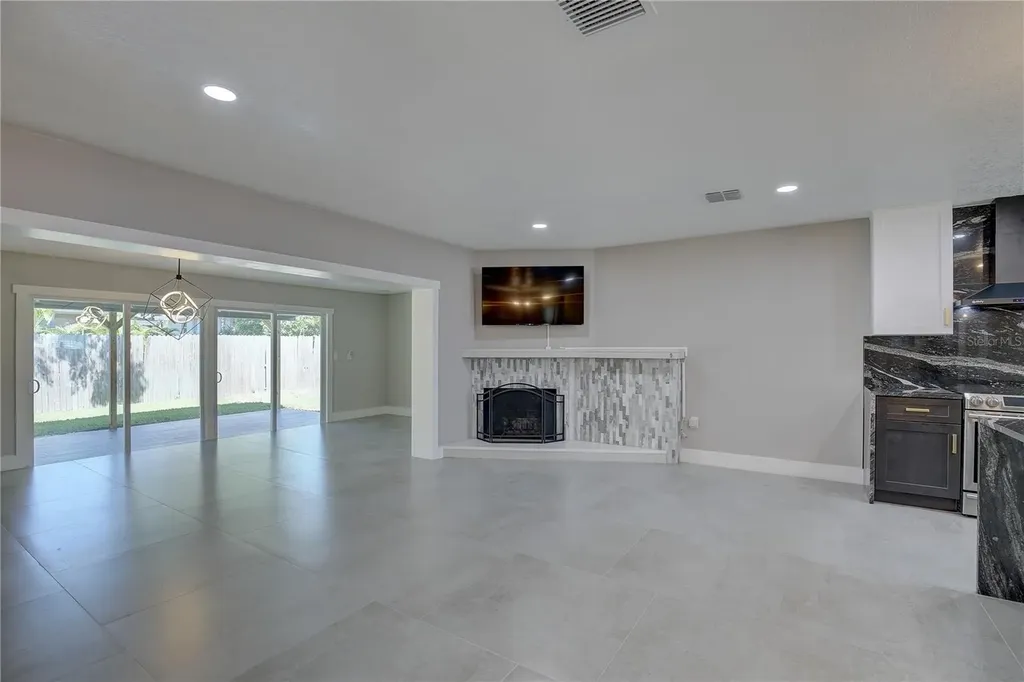 912 S Highland Avenue Clearwater FL 33756