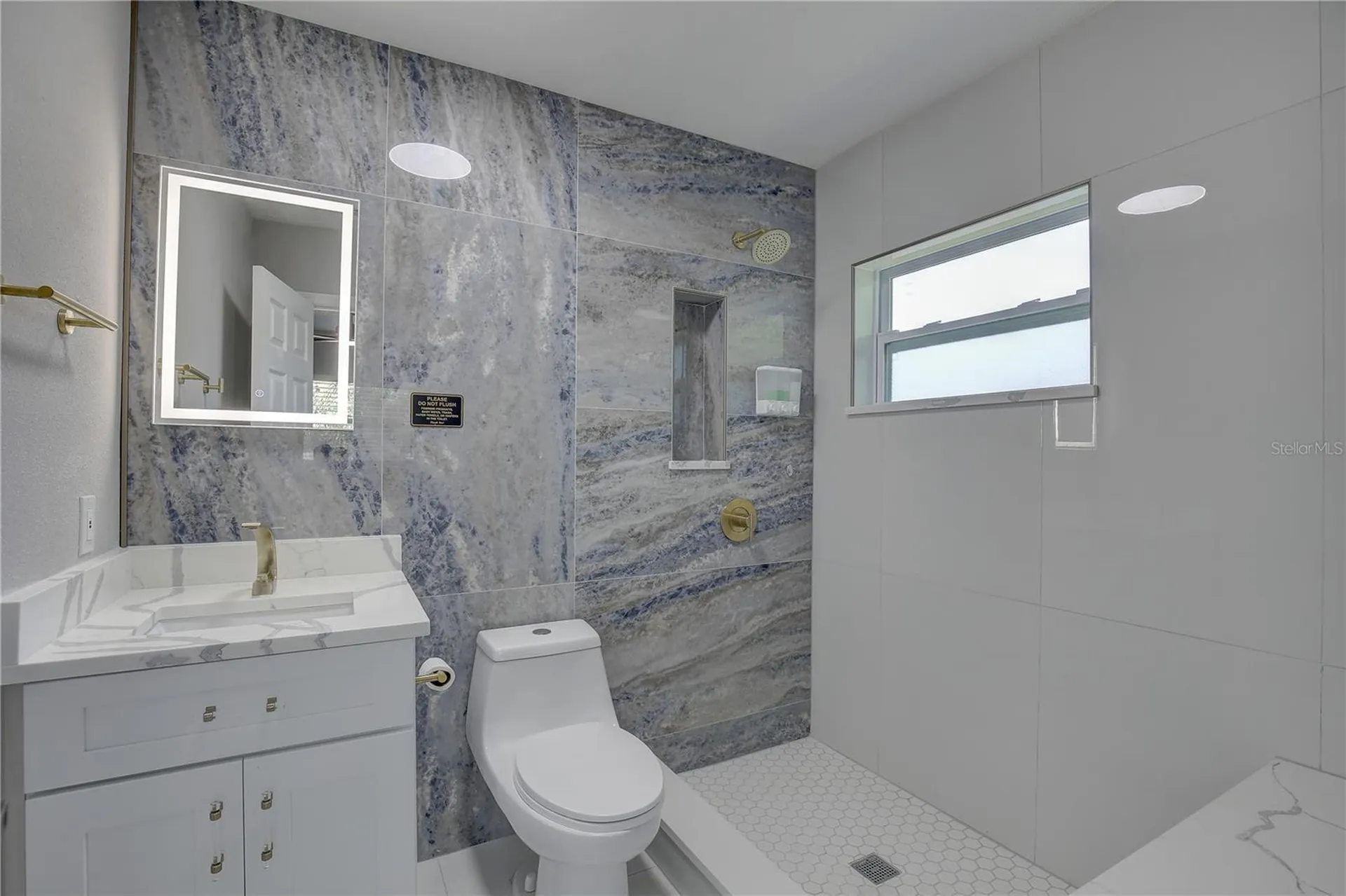 912 S Highland Avenue Clearwater FL 33756