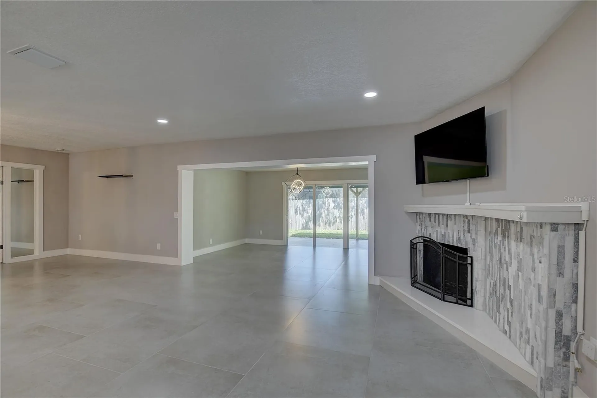912 S Highland Avenue Clearwater FL 33756
