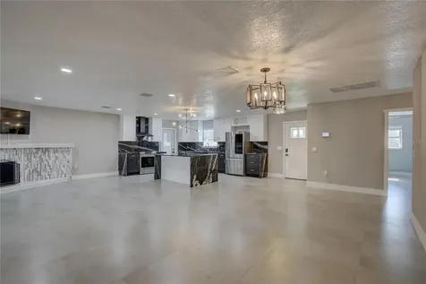 912 S Highland Avenue Clearwater FL 33756