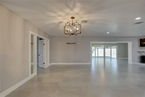912 S Highland Avenue Clearwater FL 33756