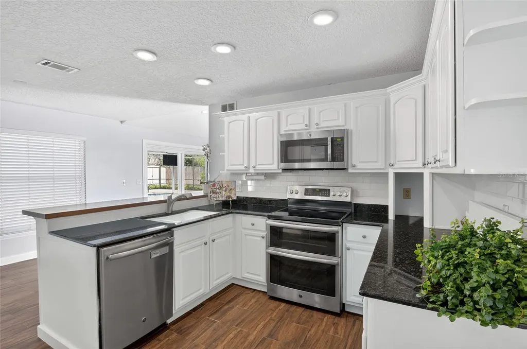 4472 Winderlakes Drive Orlando FL 32835