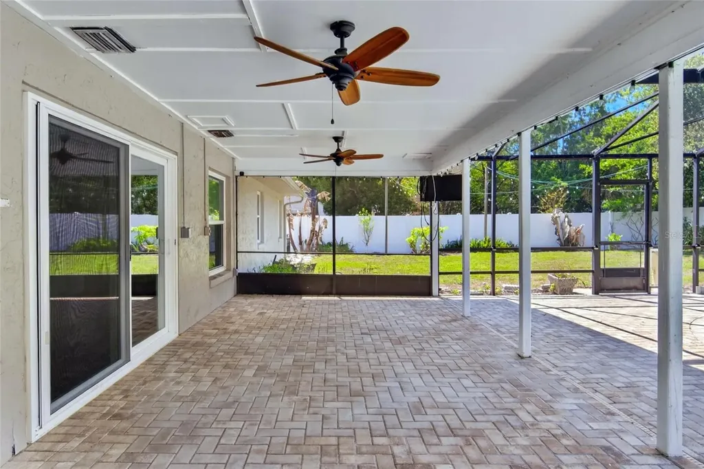 4472 Winderlakes Drive Orlando FL 32835
