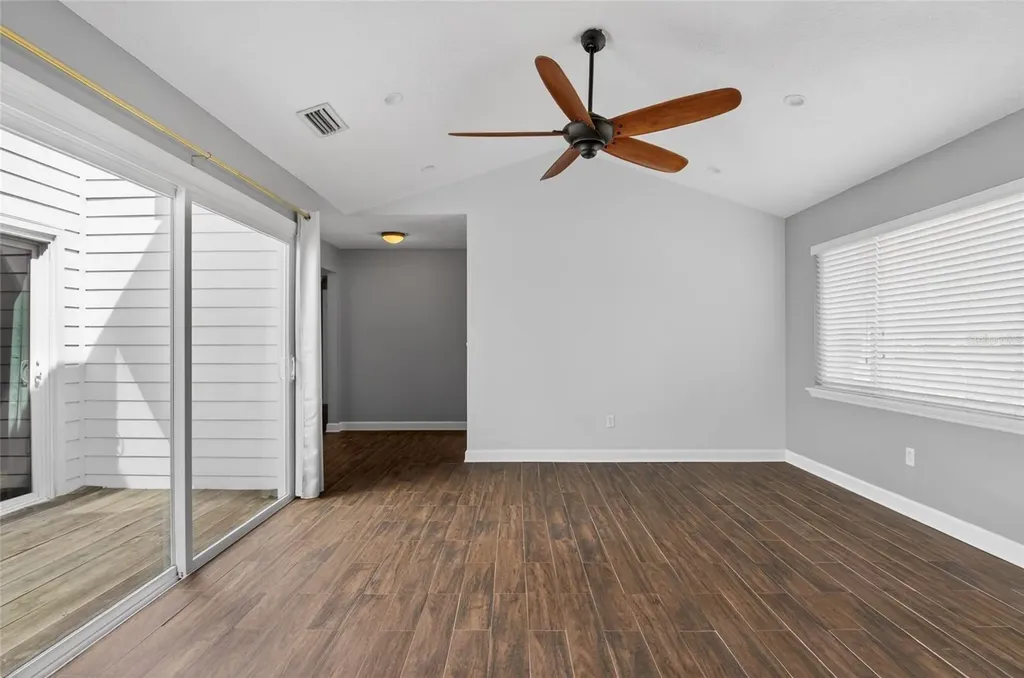 4472 Winderlakes Drive Orlando FL 32835