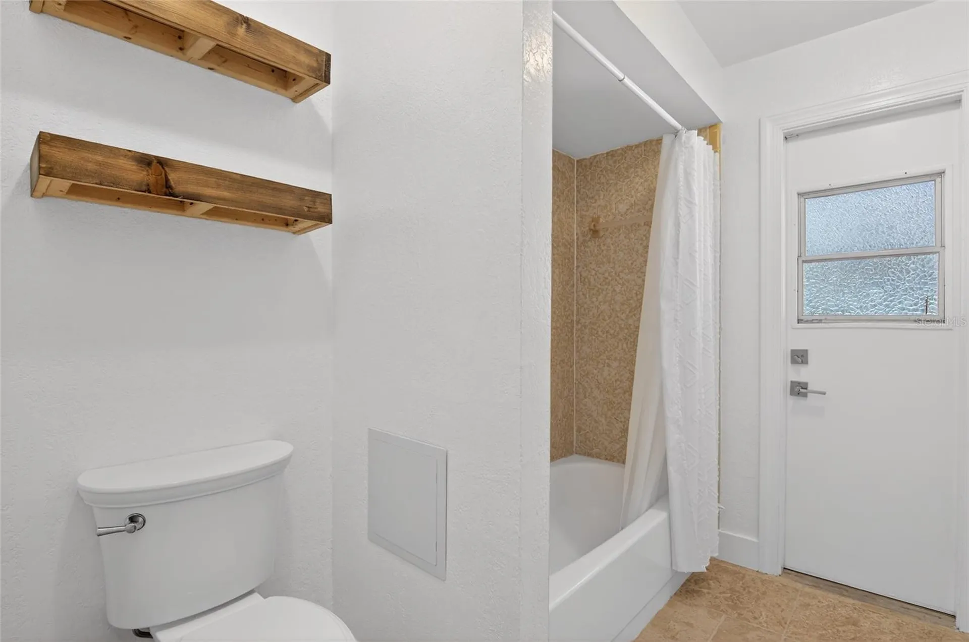 4472 Winderlakes Drive Orlando FL 32835