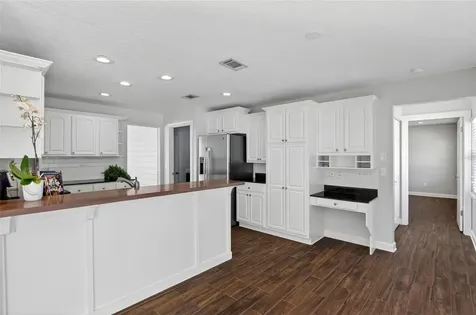 4472 Winderlakes Drive Orlando FL 32835