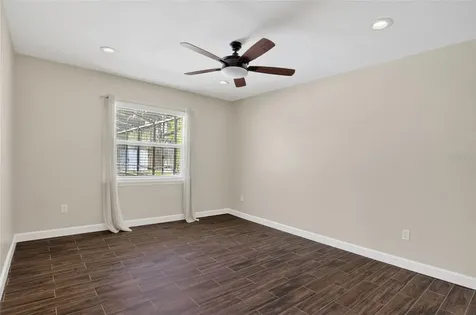 4472 Winderlakes Drive Orlando FL 32835