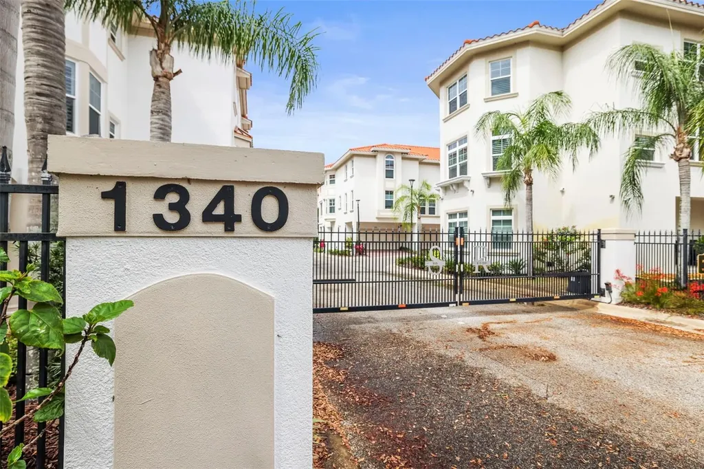 1340 Bayshore Boulevard Dunedin FL 34698