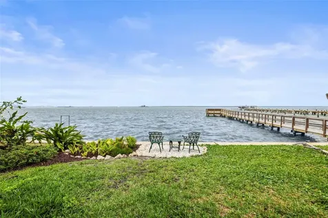 1340 Bayshore Boulevard Dunedin FL 34698
