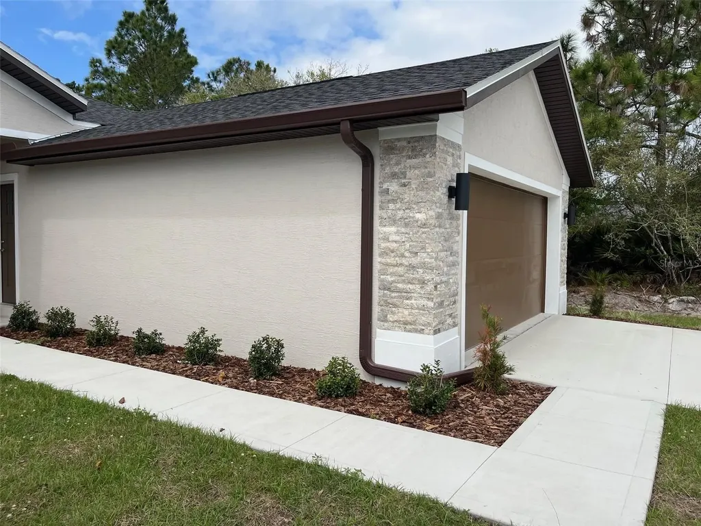 35 Freneau Lane Palm Coast FL 32137