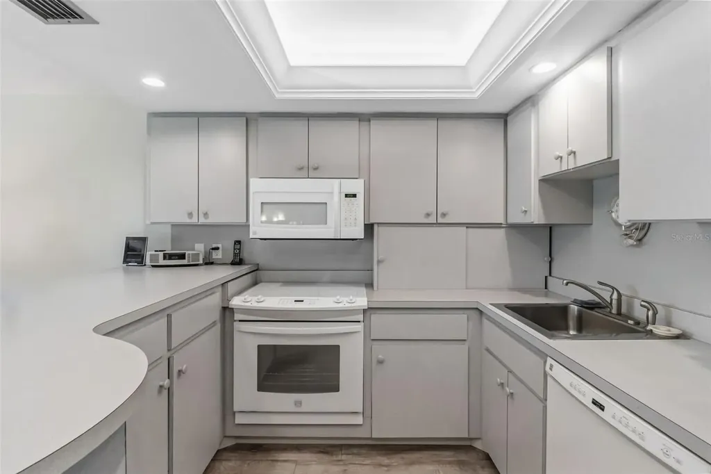 6750 Gulf Of Mexico Drive Longboat Key FL 34228