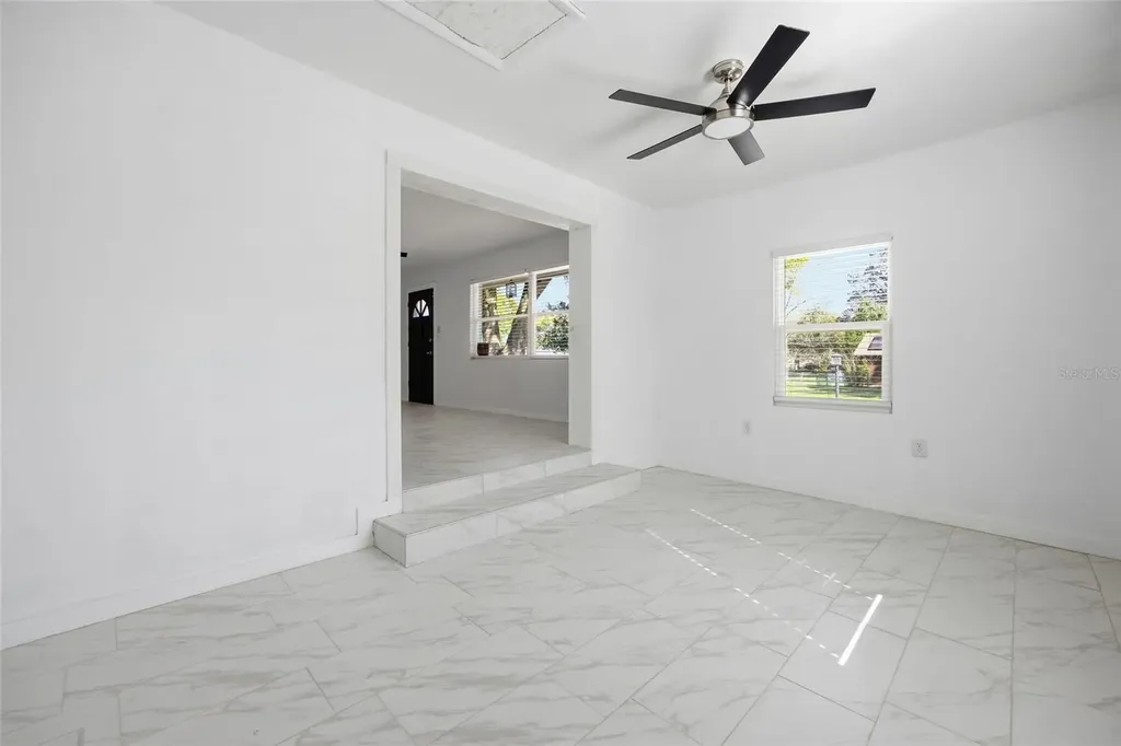 22 S Osceola Street Beverly Hills FL 34465