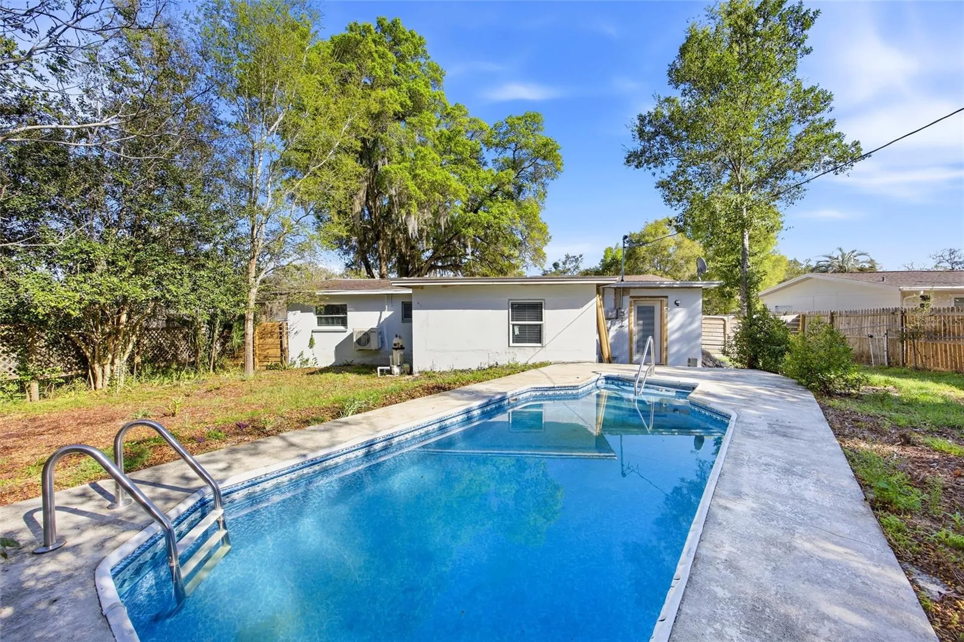 22 S Osceola Street Beverly Hills FL 34465
