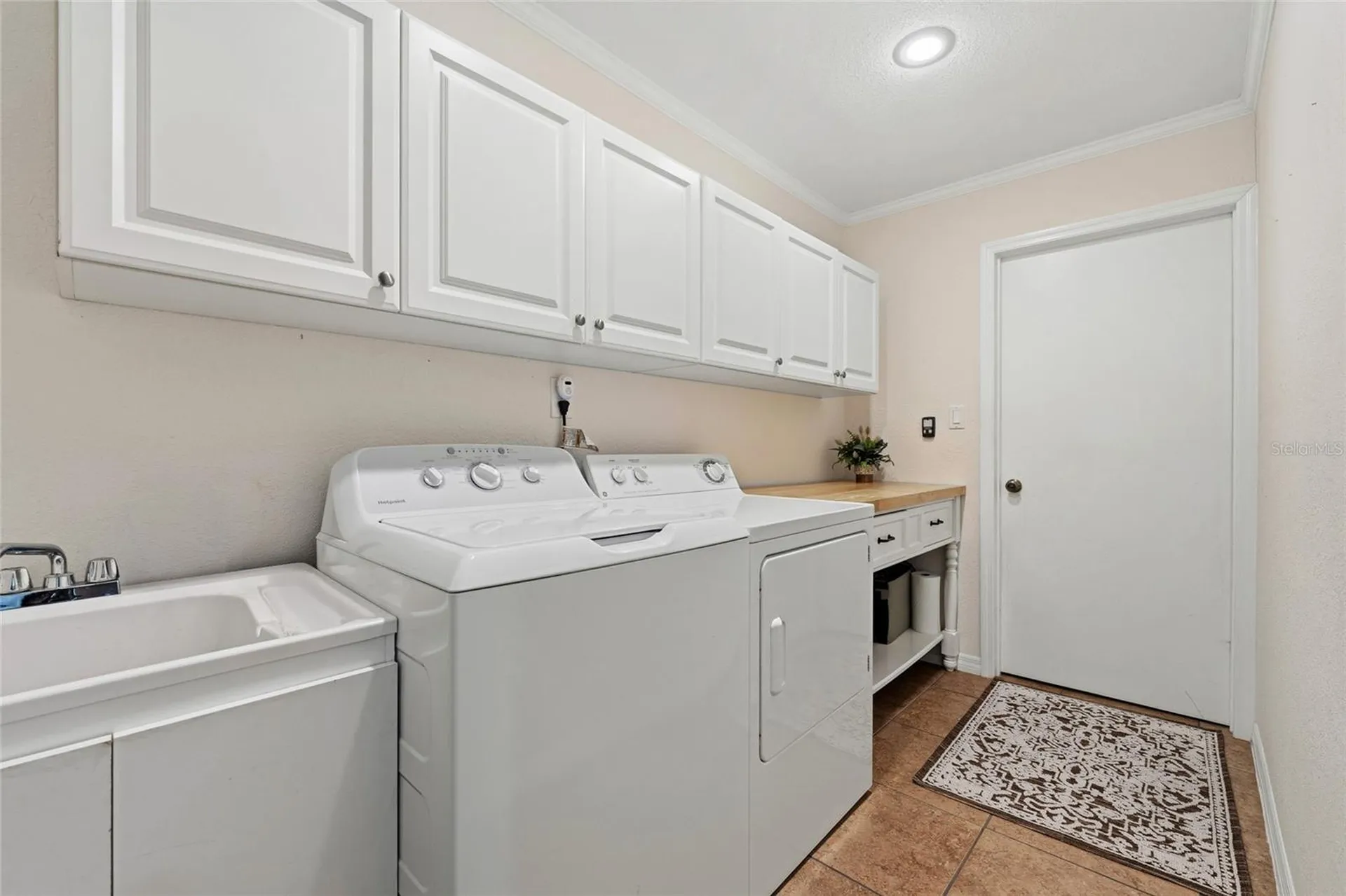 6349 Parson Brown Drive Orlando FL 32819
