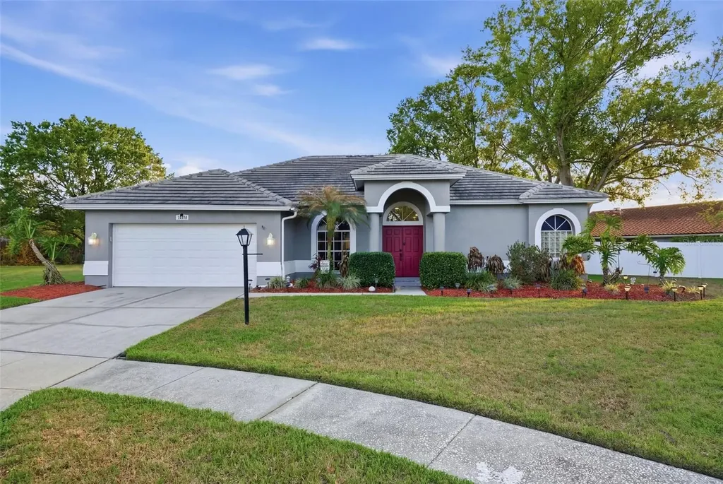 18302 Saint James Court Tampa FL 33647