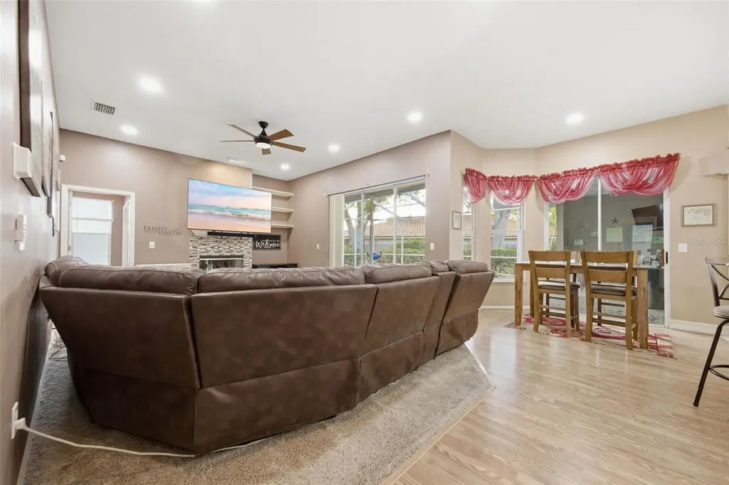 18302 Saint James Court Tampa FL 33647