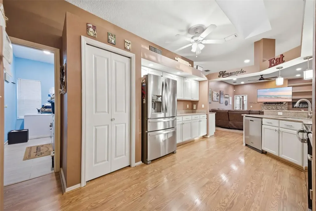 18302 Saint James Court Tampa FL 33647