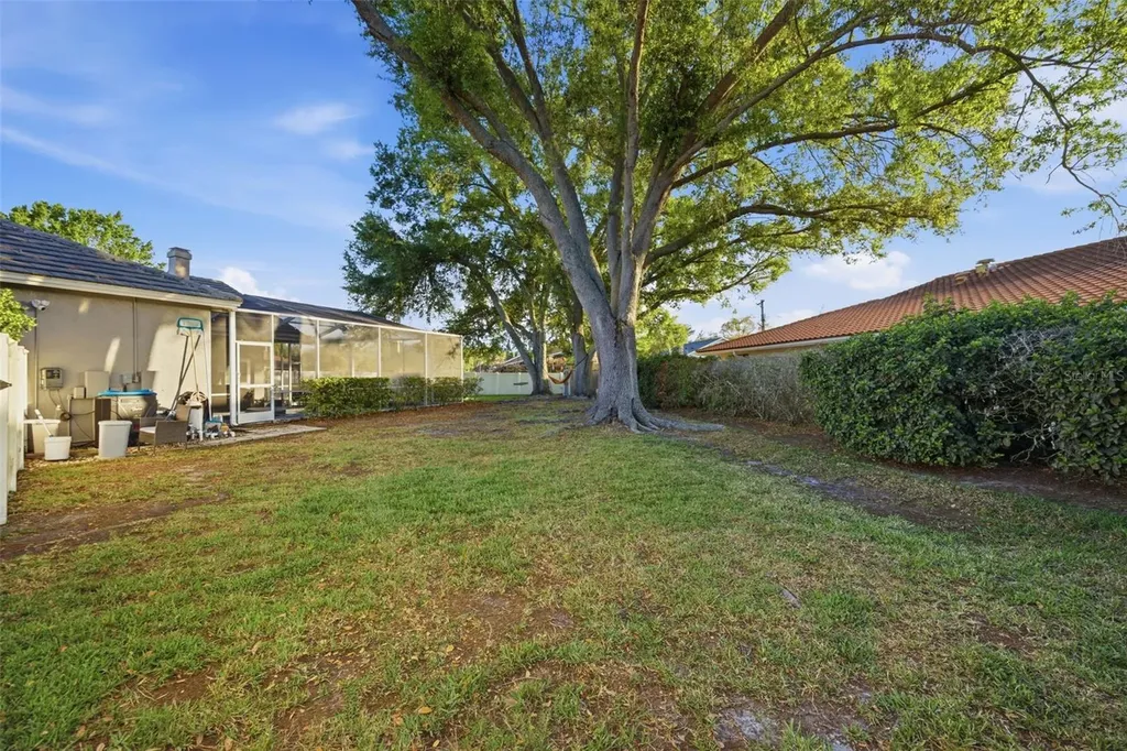 18302 Saint James Court Tampa FL 33647