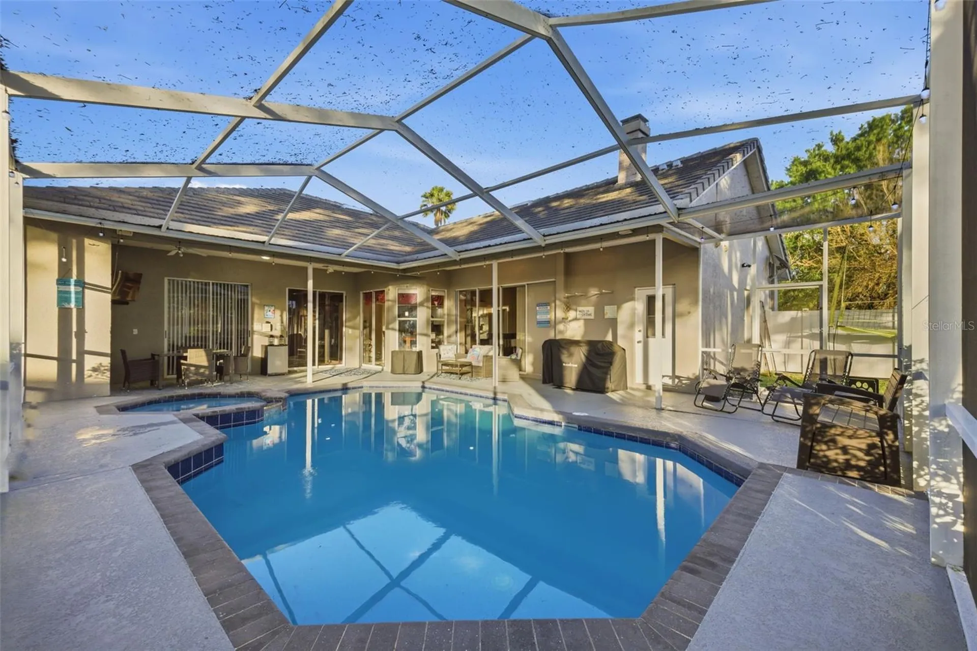 18302 Saint James Court Tampa FL 33647