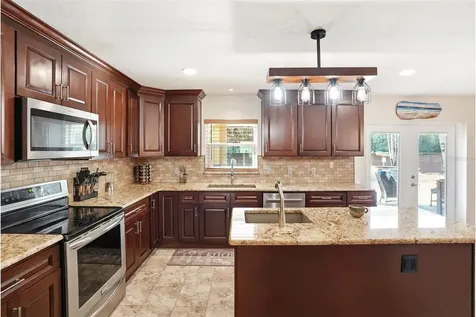 467 Granite Circle Chuluota FL 32766