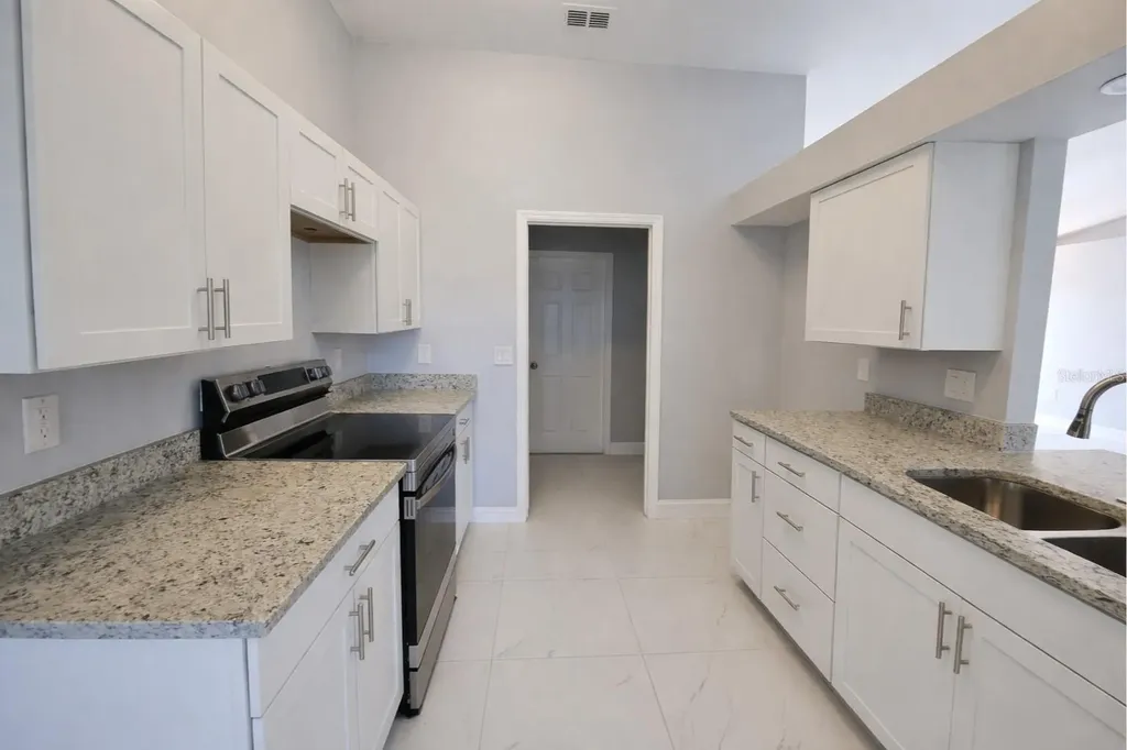 3012 40th Street SW Lehigh Acres FL 33976