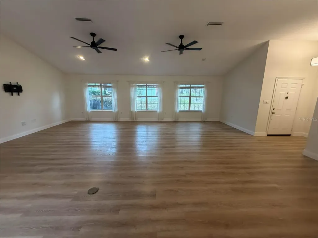 2535 S Glen Eagles Drive Deland FL 32724