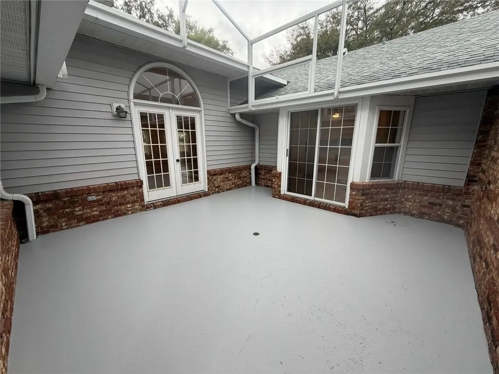 2535 S Glen Eagles Drive Deland FL 32724