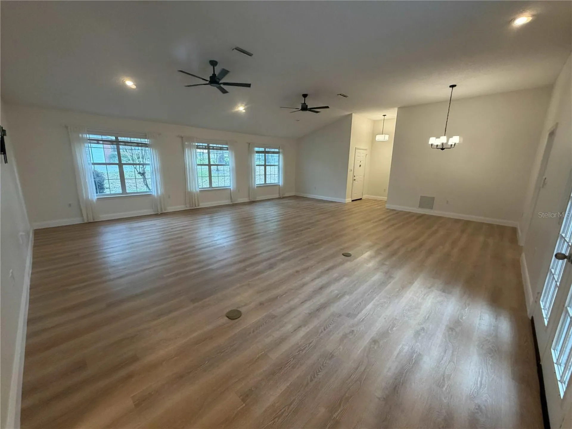 2535 S Glen Eagles Drive Deland FL 32724