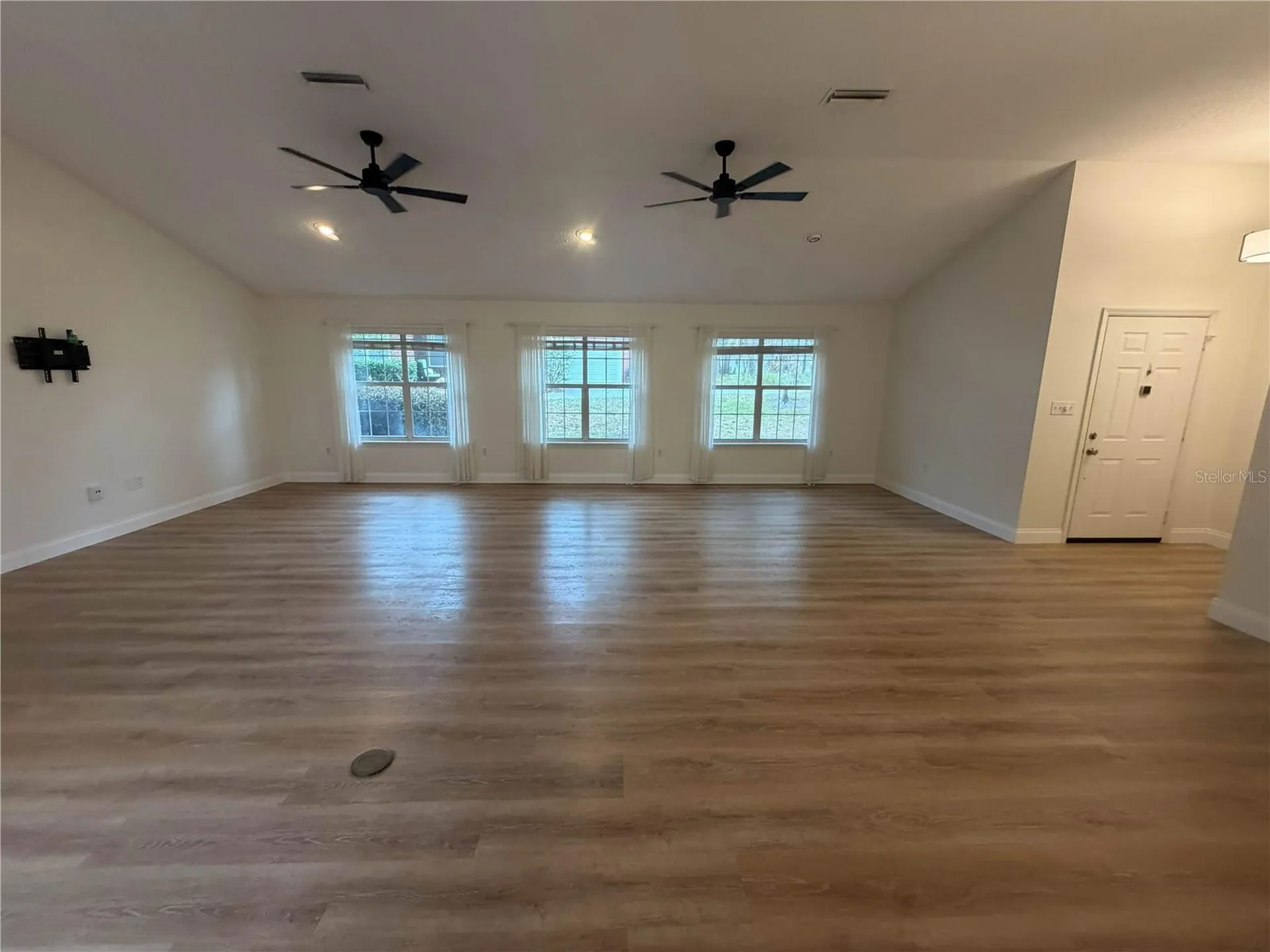 2535 S Glen Eagles Drive Deland FL 32724