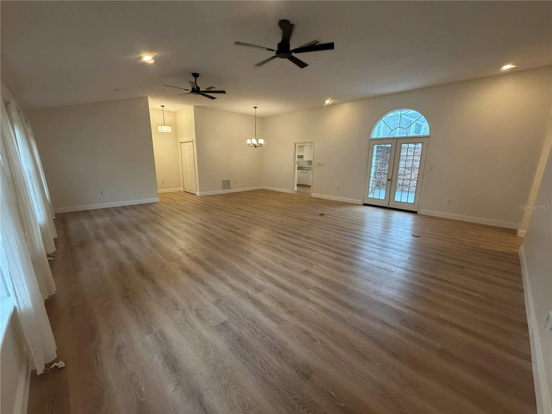 2535 S Glen Eagles Drive Deland FL 32724