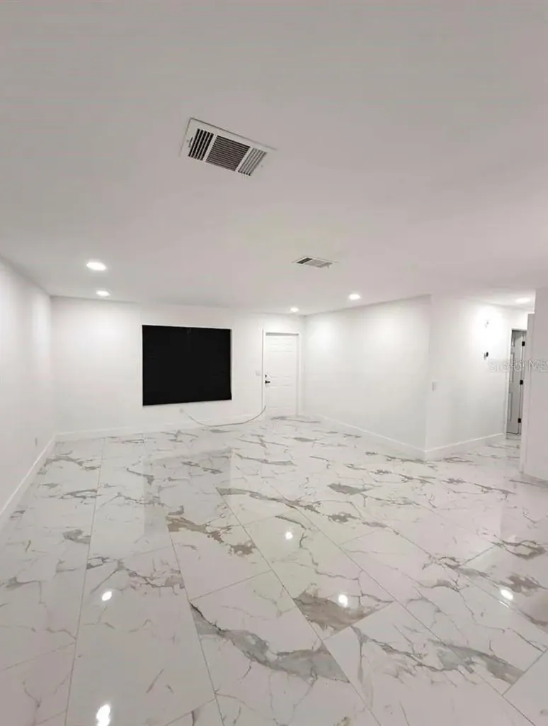 1048 Newbern Street NE Palm Bay FL 32905