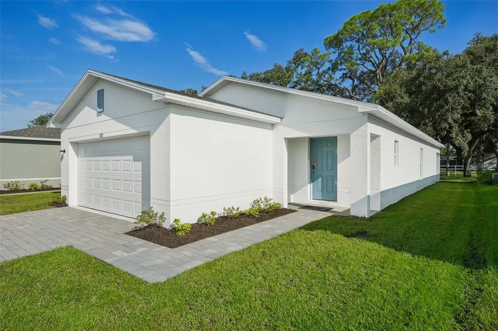 2044 Golden Beak Drive Eagle Lake FL 33839
