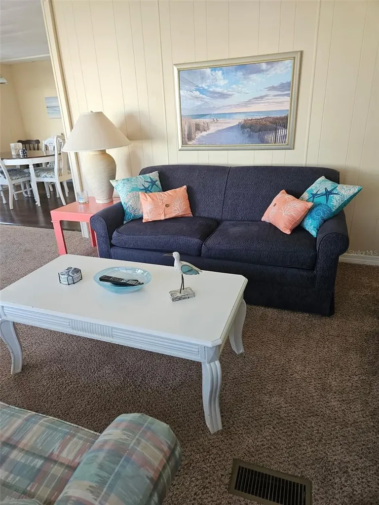 373 Majesty Drive Clearwater FL 33761