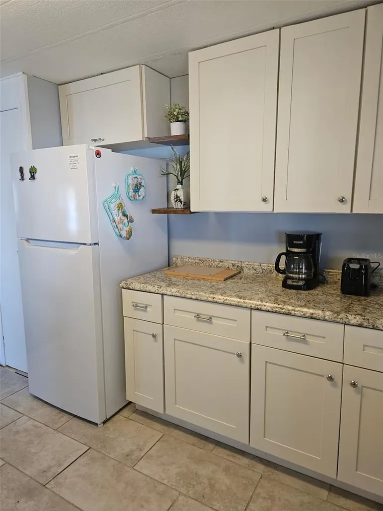 373 Majesty Drive Clearwater FL 33761