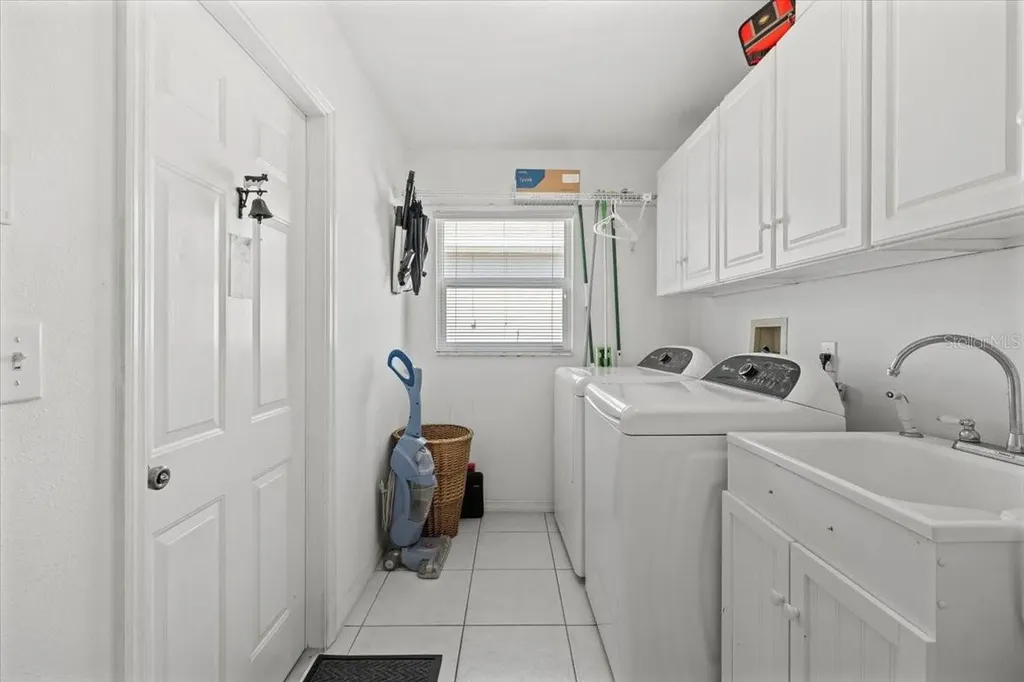 8 Eagle Place Palm Coast FL 32164