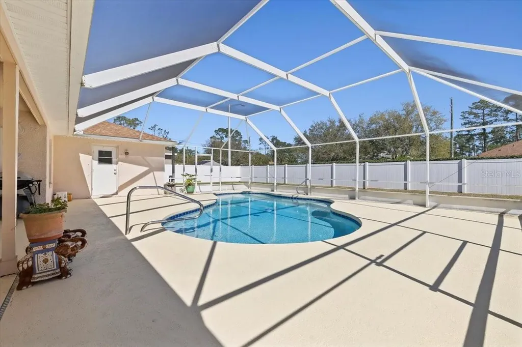 8 Eagle Place Palm Coast FL 32164