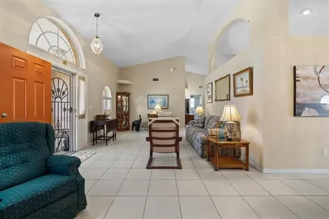8 Eagle Place Palm Coast FL 32164
