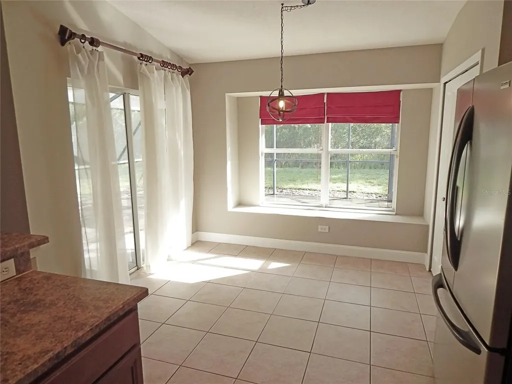 6519 Bridgecrest Drive Lithia FL 33547