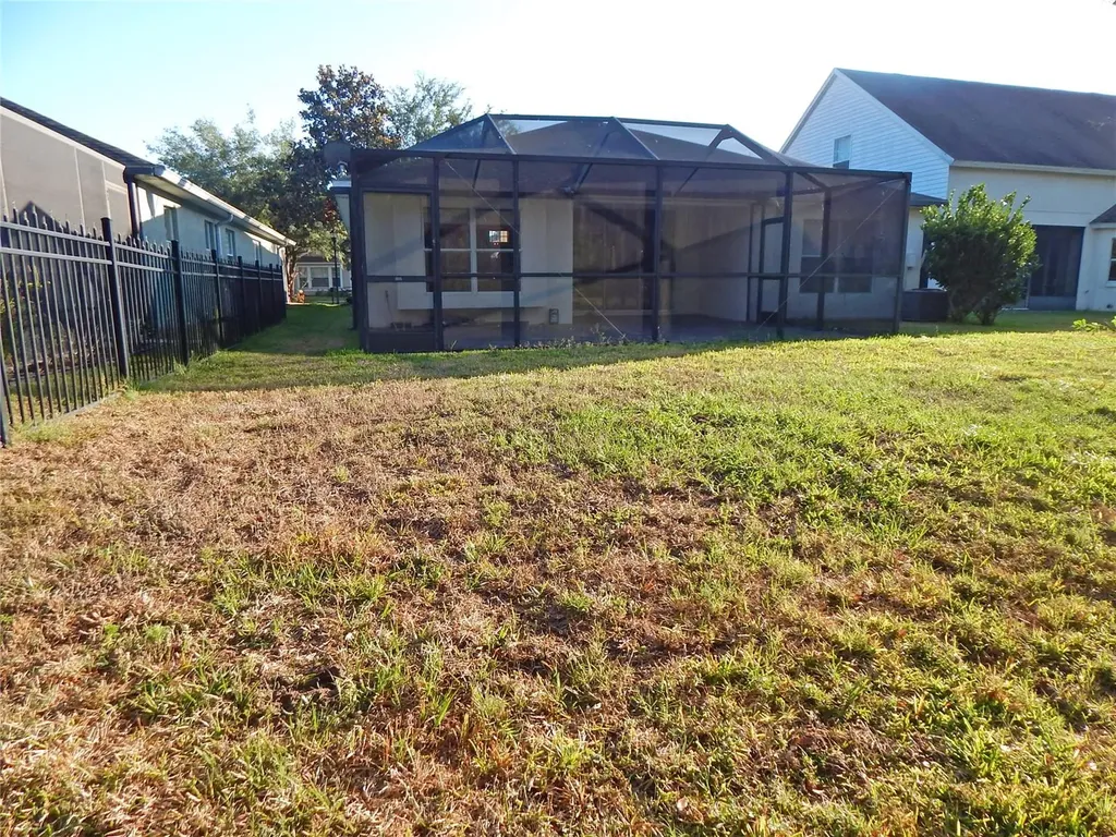 6519 Bridgecrest Drive Lithia FL 33547