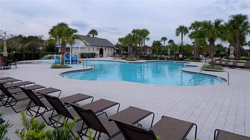6519 Bridgecrest Drive Lithia FL 33547