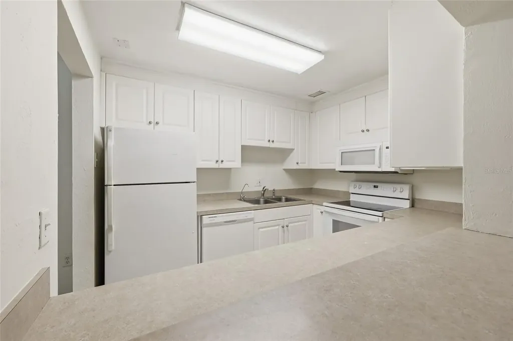 501 SW 75th Street Gainesville FL 32607