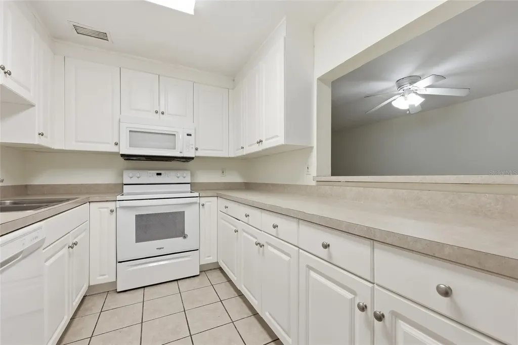 501 SW 75th Street Gainesville FL 32607