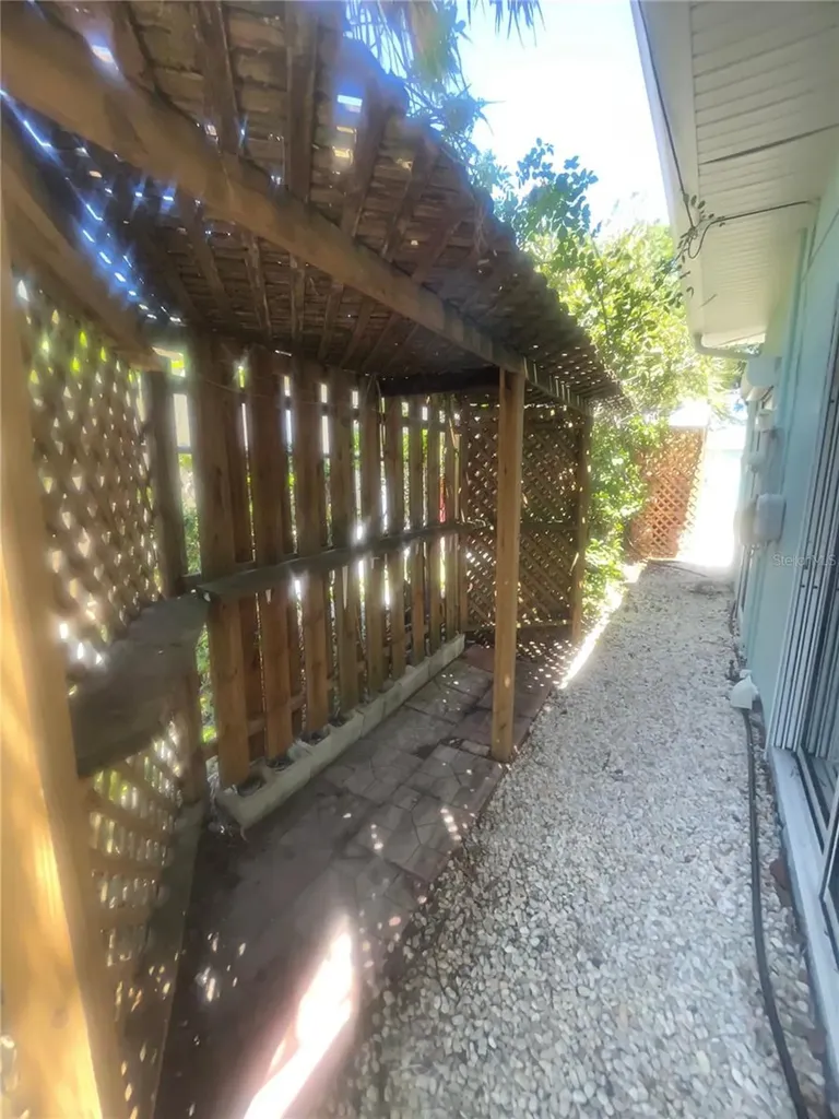 428 Court Street Englewood FL 34223
