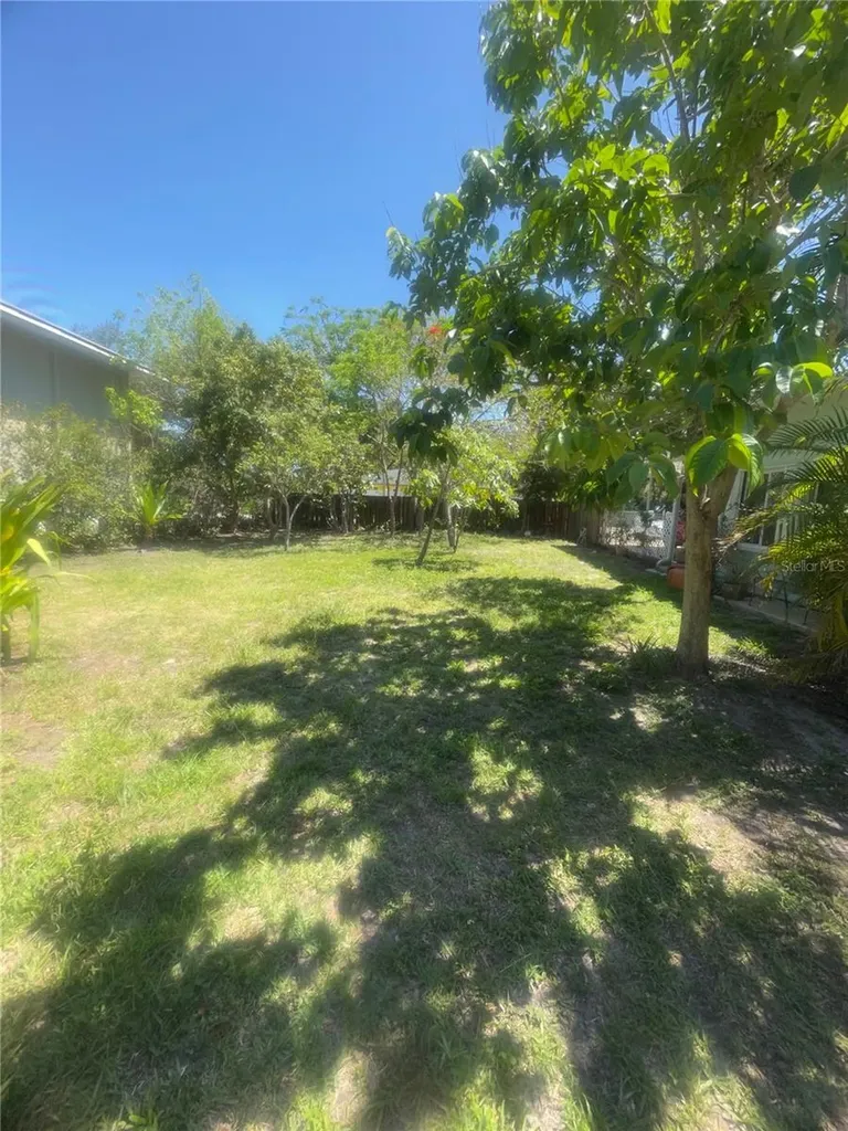 428 Court Street Englewood FL 34223