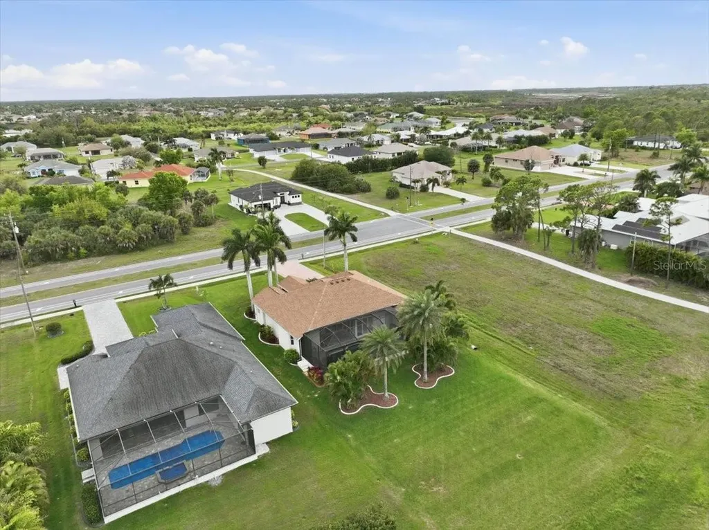 185 Rotonda Boulevard E Rotonda West FL 33947