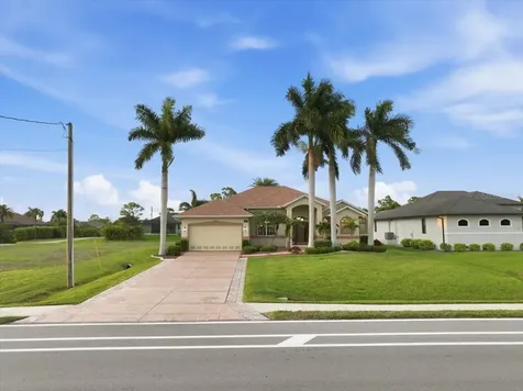 185 Rotonda Boulevard E Rotonda West FL 33947