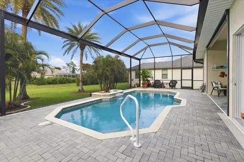 185 Rotonda Boulevard E Rotonda West FL 33947