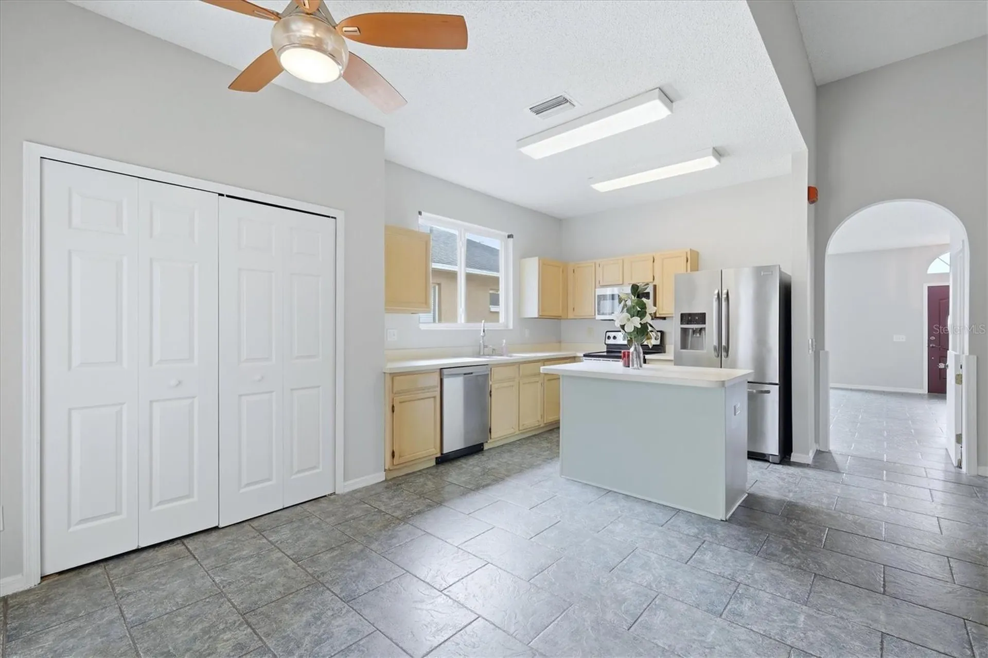 919 Grand Canyon Drive Valrico FL 33594